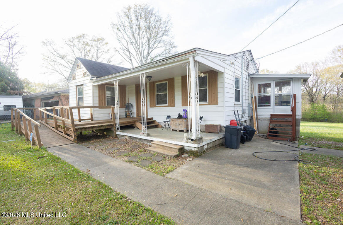 144 Plummer Circle Jackson, MS 39209 - Photo 33 of 36 IMG_1209