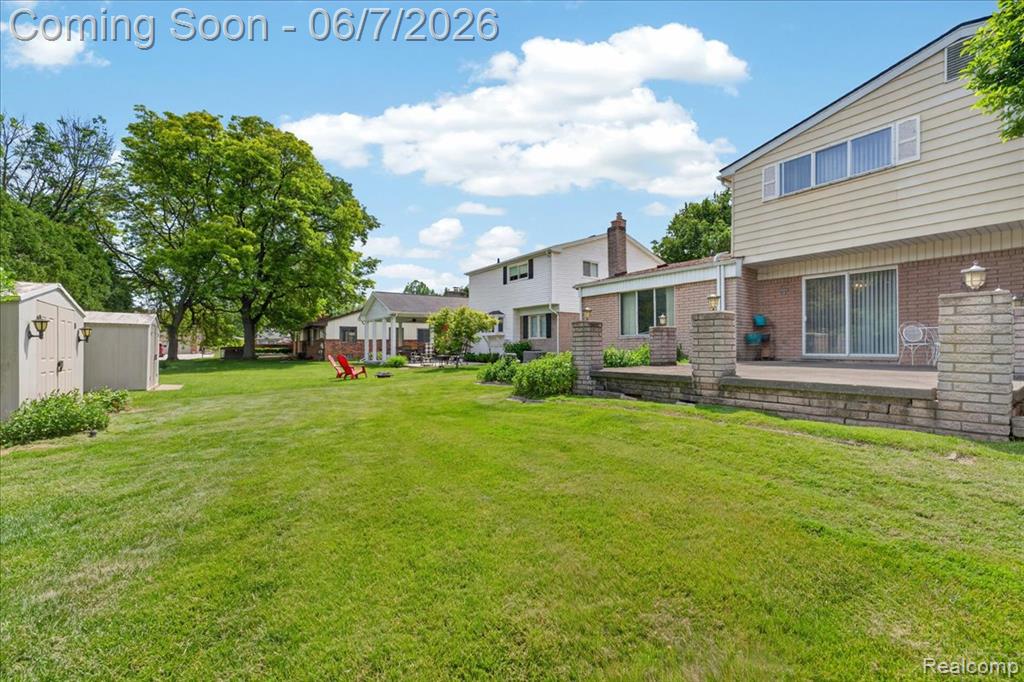 20257 Coachwood Road Riverview, MI 48193 - Photo 39 of 44