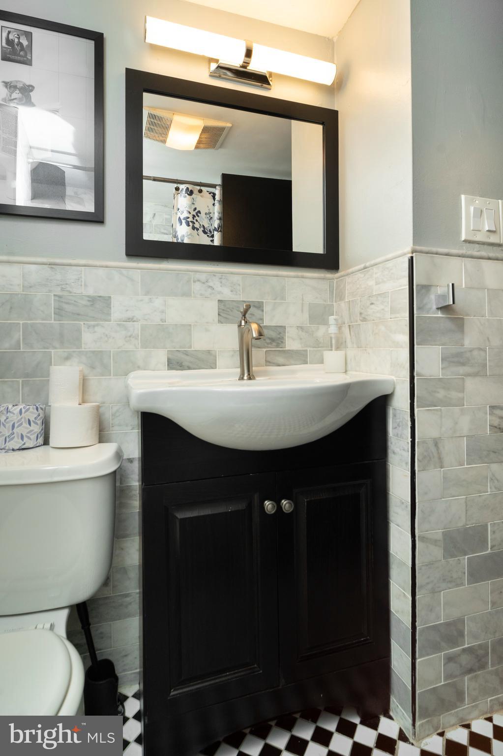 2135 Walnut Street, Unit 301 Philadelphia, PA 19103 - Photo 8 of 8