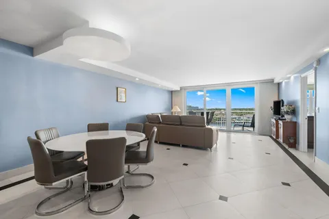 $743,500 | 511 Bayshore Drive, Unit 904, Fort Lauderdale, FL 33304
