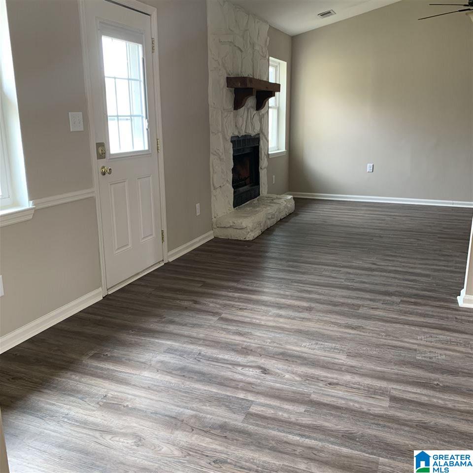113 Bluegrass Drive Alabaster, AL 35007 - Photo 3 of 27
