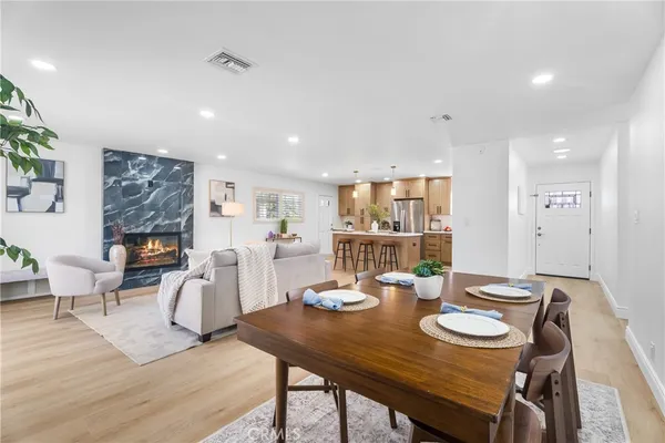 $1,399,999 | 16551 Lucia Lane, Huntington Beach, CA 92647