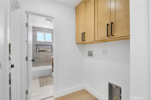 $1,399,999 | 16551 Lucia Lane, Huntington Beach, CA 92647