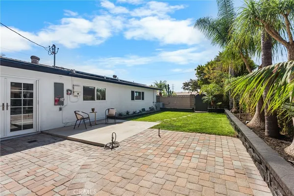$1,399,999 | 16551 Lucia Lane, Huntington Beach, CA 92647