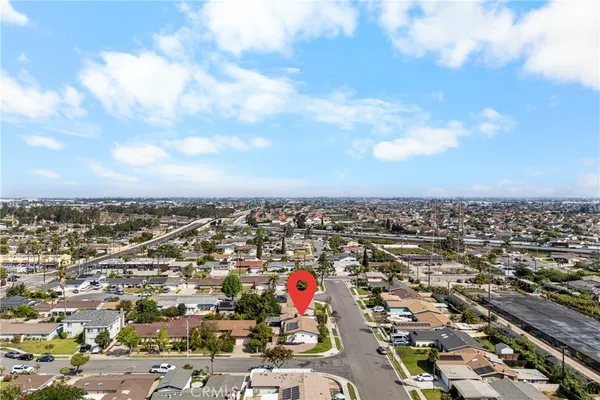 $1,399,999 | 16551 Lucia Lane, Huntington Beach, CA 92647
