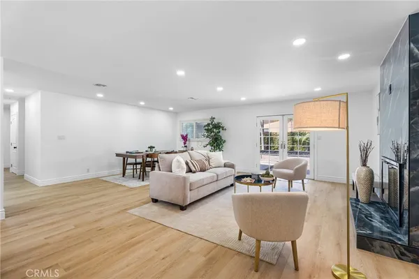 $1,399,999 | 16551 Lucia Lane, Huntington Beach, CA 92647