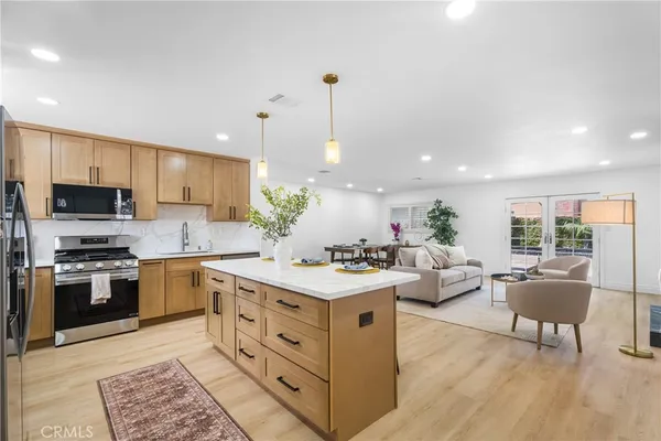 $1,399,999 | 16551 Lucia Lane, Huntington Beach, CA 92647