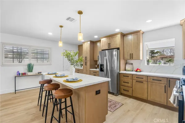 $1,399,999 | 16551 Lucia Lane, Huntington Beach, CA 92647