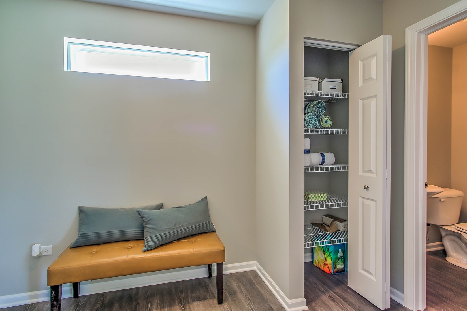 1030 Sharp Drive Plano, IL 60545 - Photo 22 of 36 a living room with furniture and a window