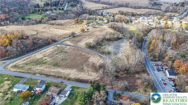$1,000,000 | 4828 Huckleberry Road, Orefield, PA 18069