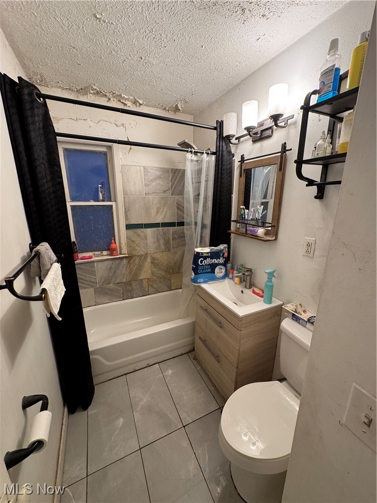 3911 East 189th Street Cleveland, OH 44122 - Photo 8 of 16 Updated bathroom.