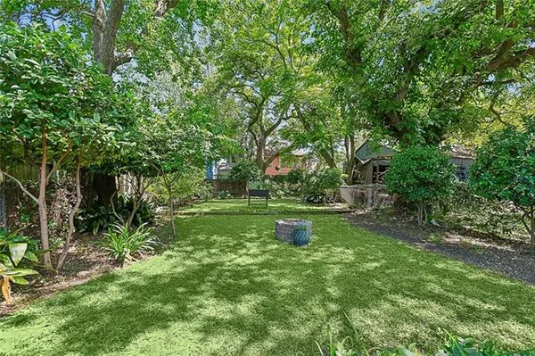 $1,800 | 1818 Paul Morphy Street, Unit B, New Orleans, LA 70119