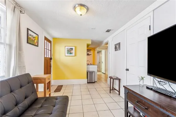 $1,800 | 1818 Paul Morphy Street, Unit B, New Orleans, LA 70119