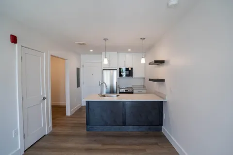 $409,900 | 238 Deer Street, Unit 202, Portsmouth, NH 03801