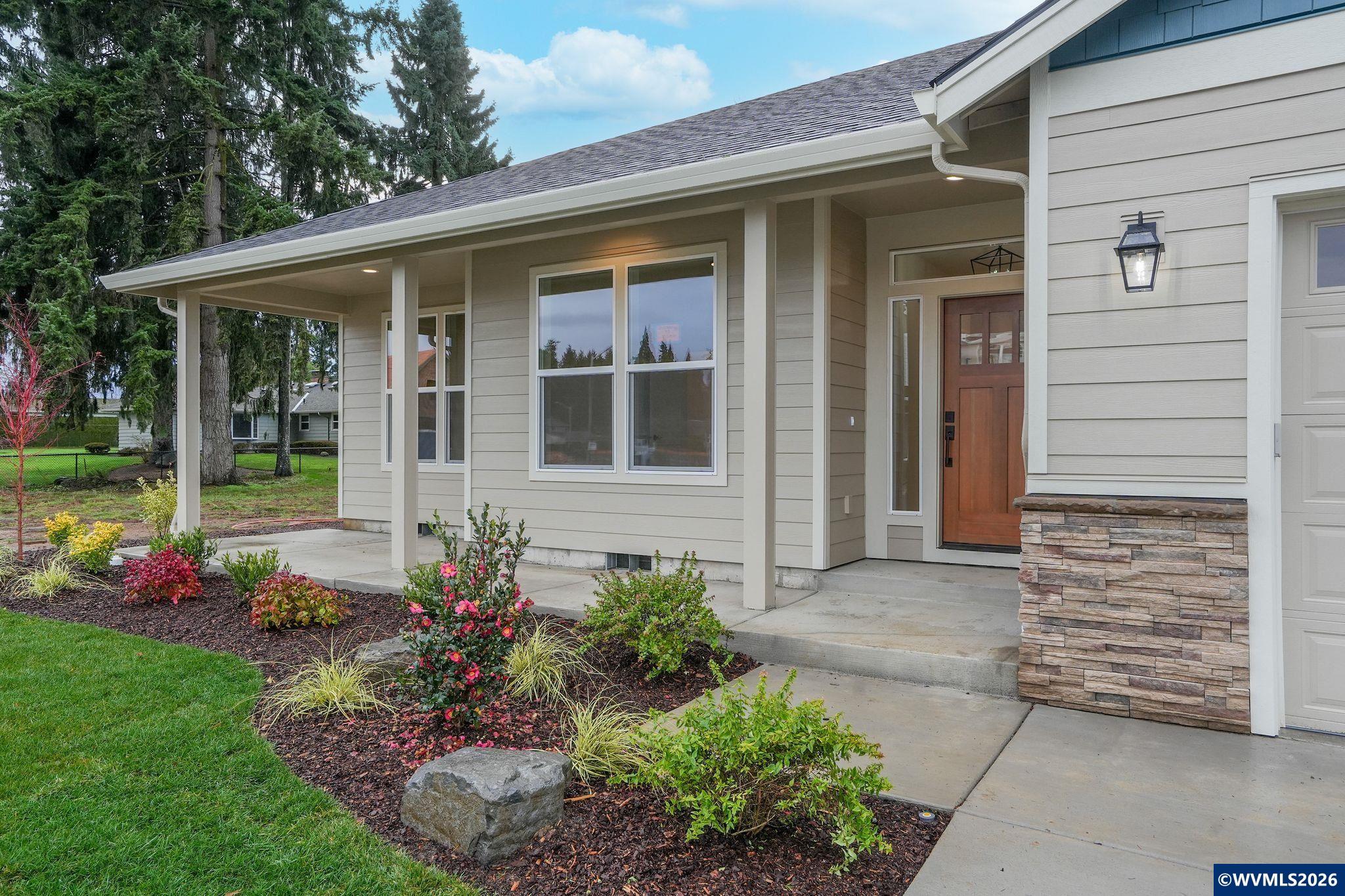 313 Northeast Clay Street Sublimity, OR 97385 - Photo 5 of 50