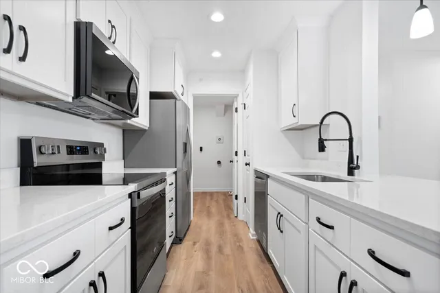 $249,900 | 12515 Timber Creek Drive, Unit 1, Carmel, IN 46032