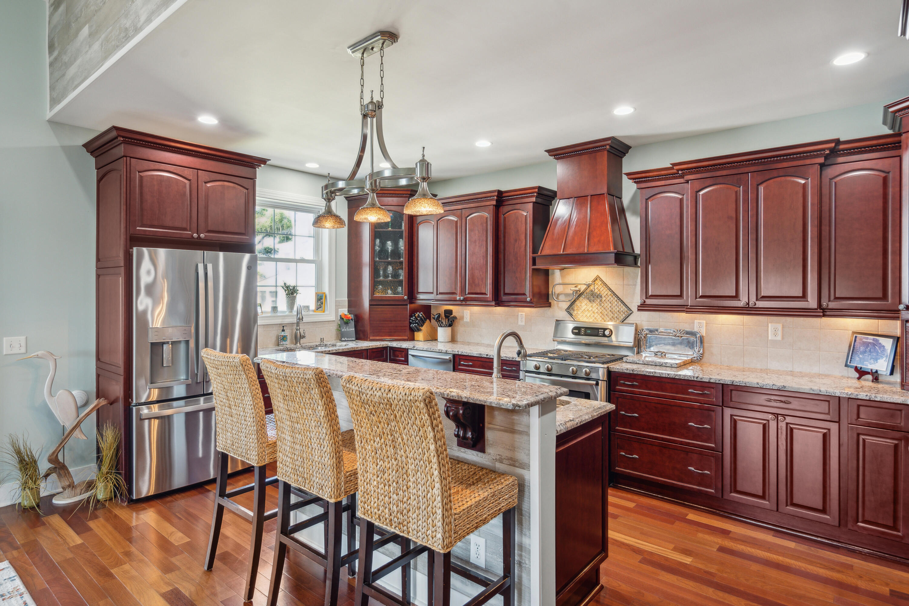 6099 Jacob's Point Boulevard Ravenel, SC 29470 - Photo 25 of 88 Gourmet Kitchen