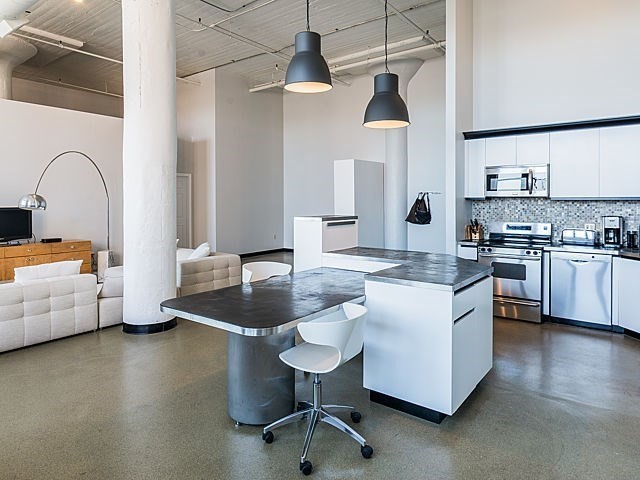 437 D Street, Unit 5B Boston, MA 02210 - Photo 3 of 19