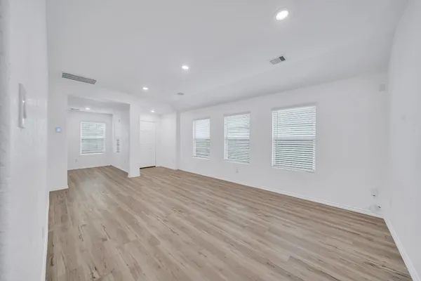 $1,550 | 17607 Longwood Trace Lane, New Caney, TX 77357