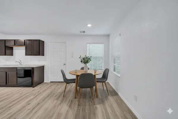 $1,550 | 17607 Longwood Trace Lane, New Caney, TX 77357