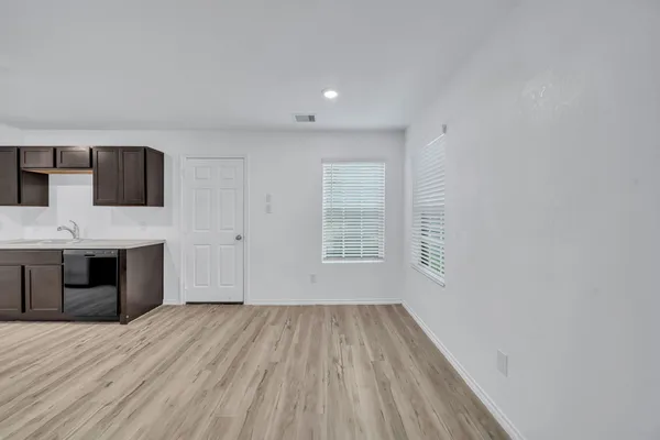 $1,550 | 17607 Longwood Trace Lane, New Caney, TX 77357