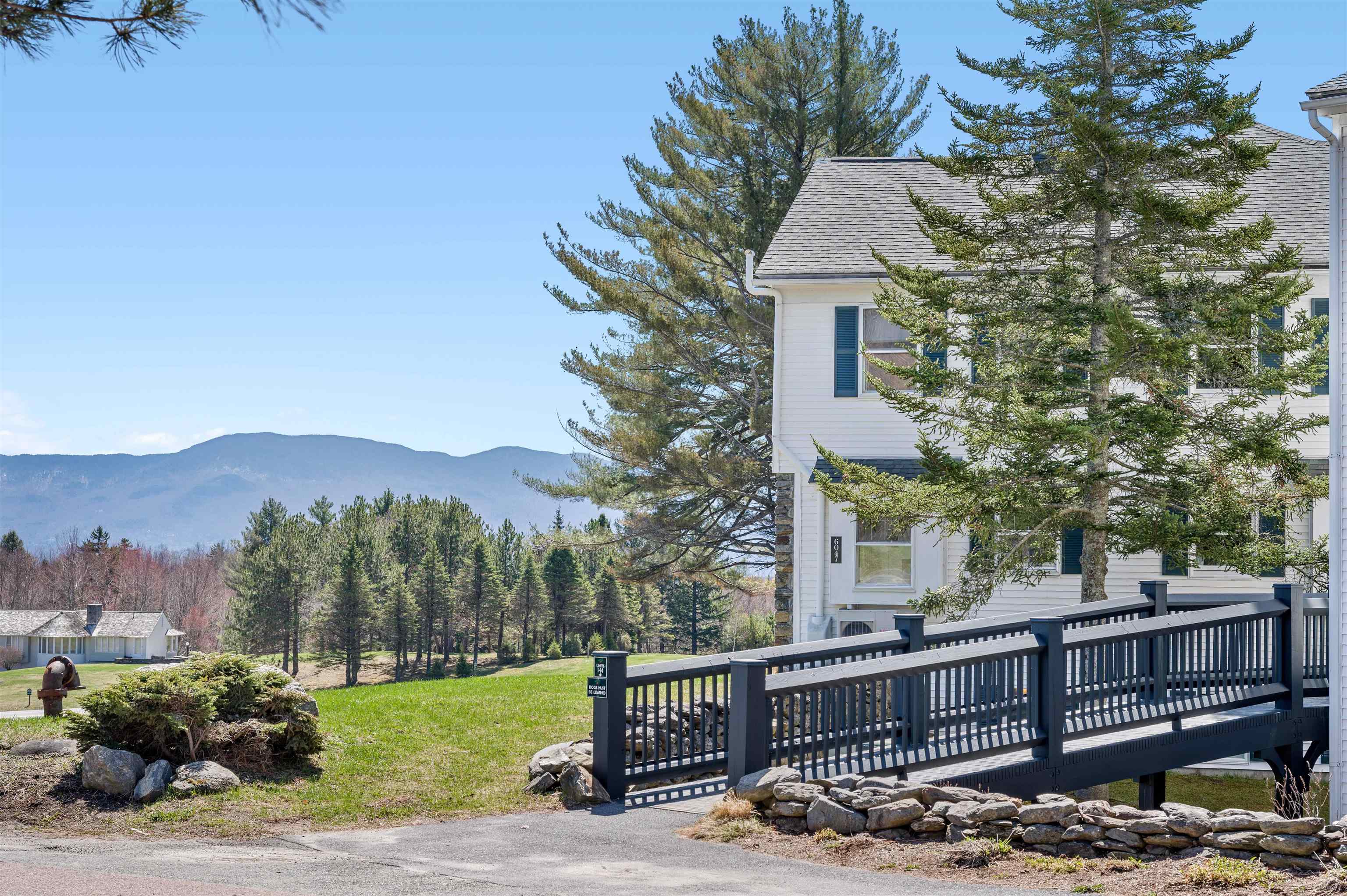 6047 Mountain Road, Unit 14 Stowe, VT 05672 - Photo 43 of 50 Gallery Image 43