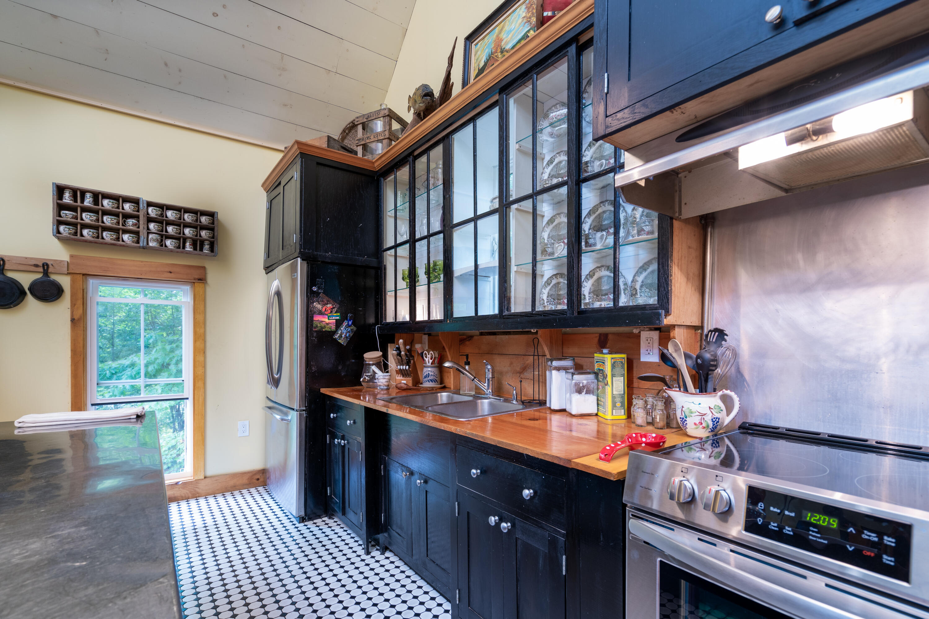 83 Fiddlers Reach Road Phippsburg, ME 04562 - Photo 14 of 54 6DDF2547-3F57-42A4-A568-BB0E8DC04DA5
