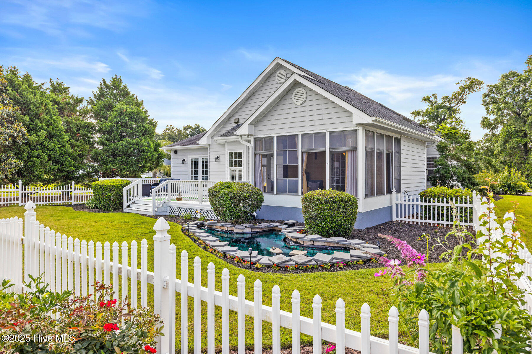 1096 Rutledge Court Northwest Calabash, NC 28467 - Photo 3 of 70 057_1096_rutledge_court_northwest_final-