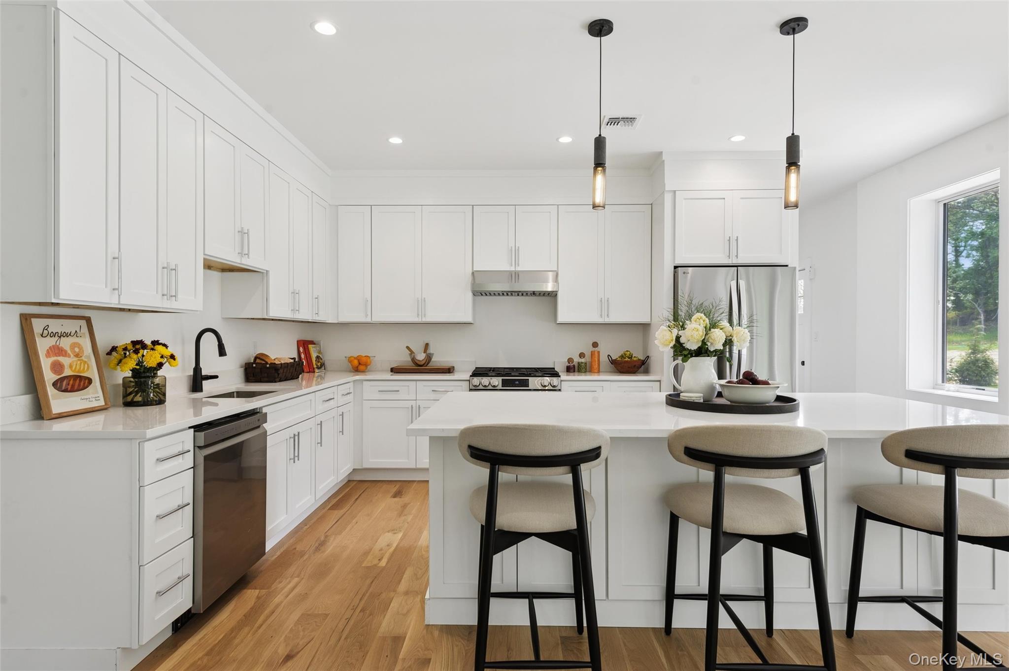 57 Newtown Road Hampton Bays, NY 11946 - Photo 6 of 23