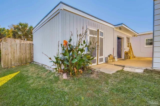 $325,000 | 2 Adkinson Drive, Pensacola, FL 32506