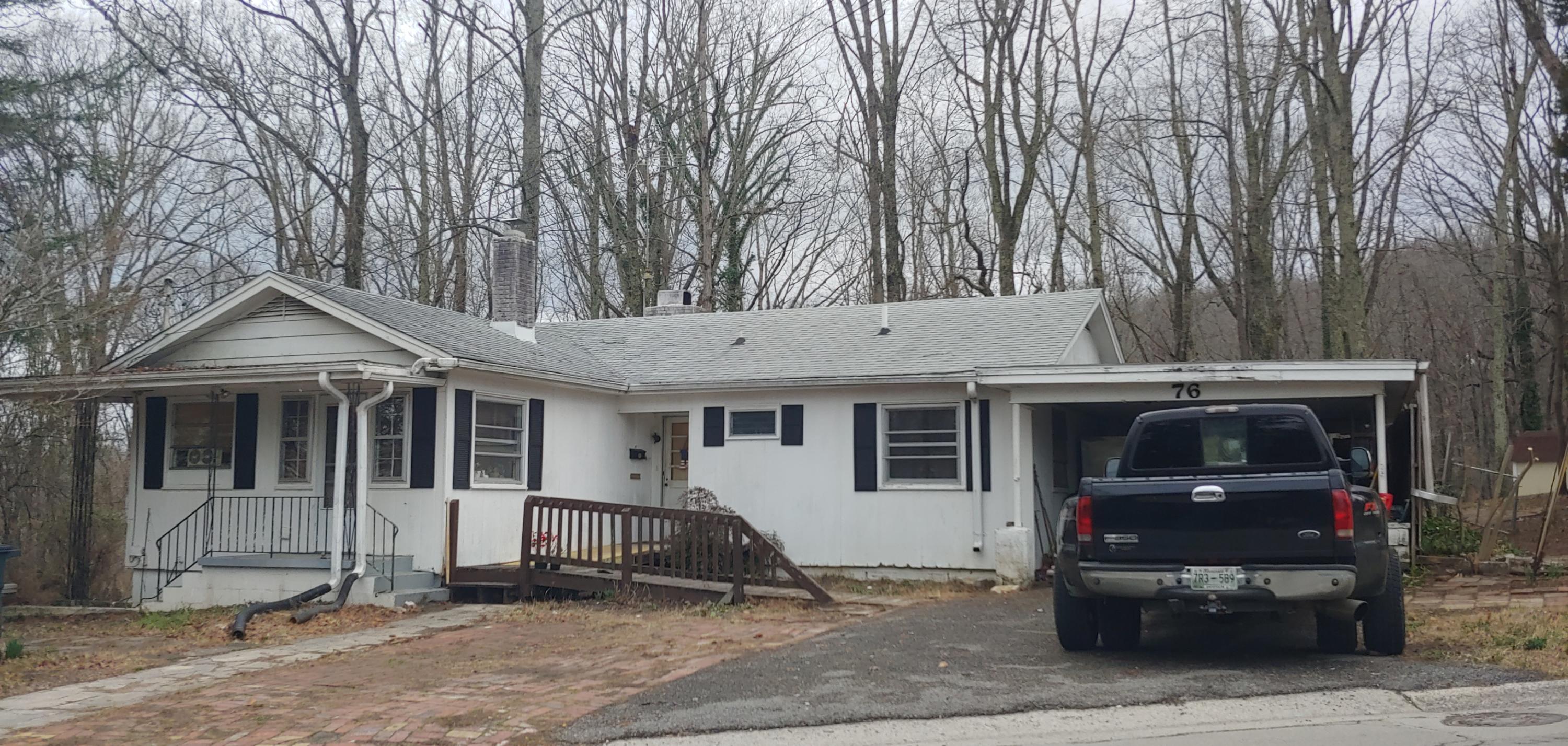 76 Outer Drive Oak Ridge, TN 37830 - Photo 1 of 23 0228211605