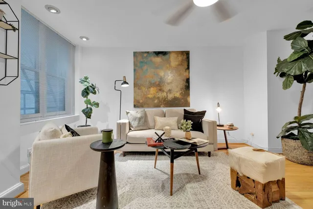 $369,500 | 1316 New Hampshire Avenue Northwest, Unit 503, Washington, DC 20036