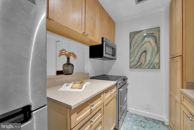 $369,500 | 1316 New Hampshire Avenue Northwest, Unit 503, Washington, DC 20036