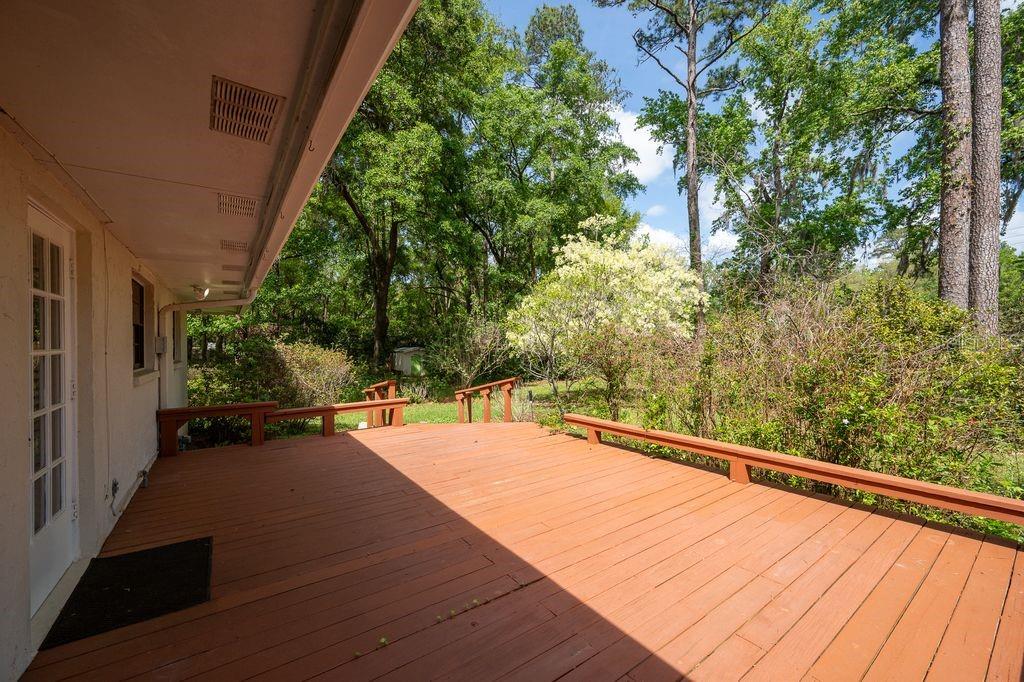 412 Northwest 46th Street Gainesville, FL 32607 - Photo 44 of 58