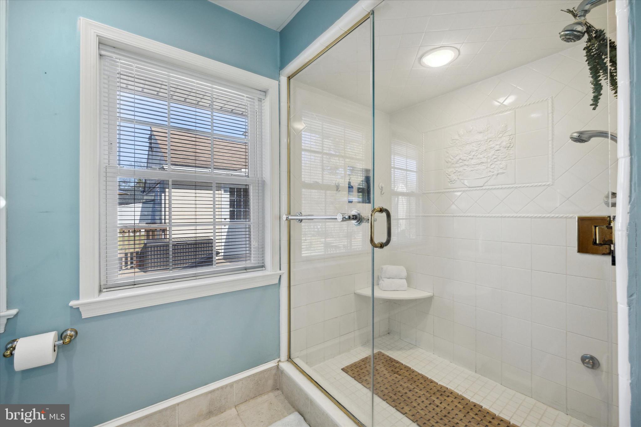 442 Meadowcroft Road Wayne, PA 19087 - Photo 21 of 27 Primary Bathroom