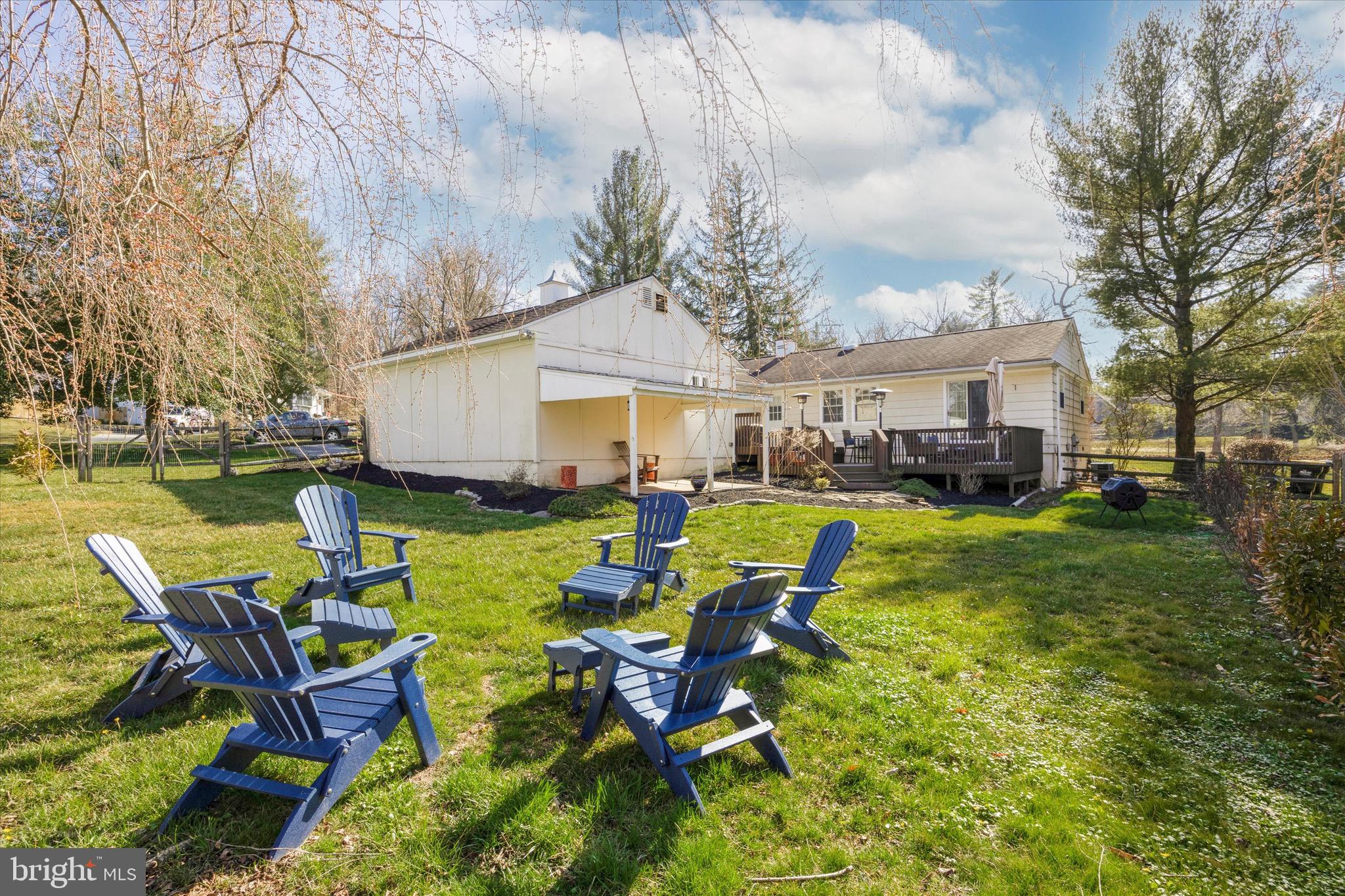 442 Meadowcroft Road Wayne, PA 19087 - Photo 4 of 27 Yard