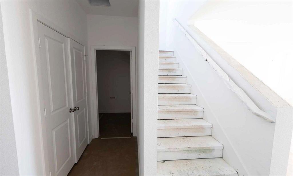 1005 Colgate Circle Princeton, TX 75407 - Photo 18 of 40 a view of a hallway with staircase