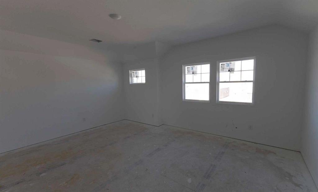 1005 Colgate Circle Princeton, TX 75407 - Photo 20 of 40 an empty room with a window