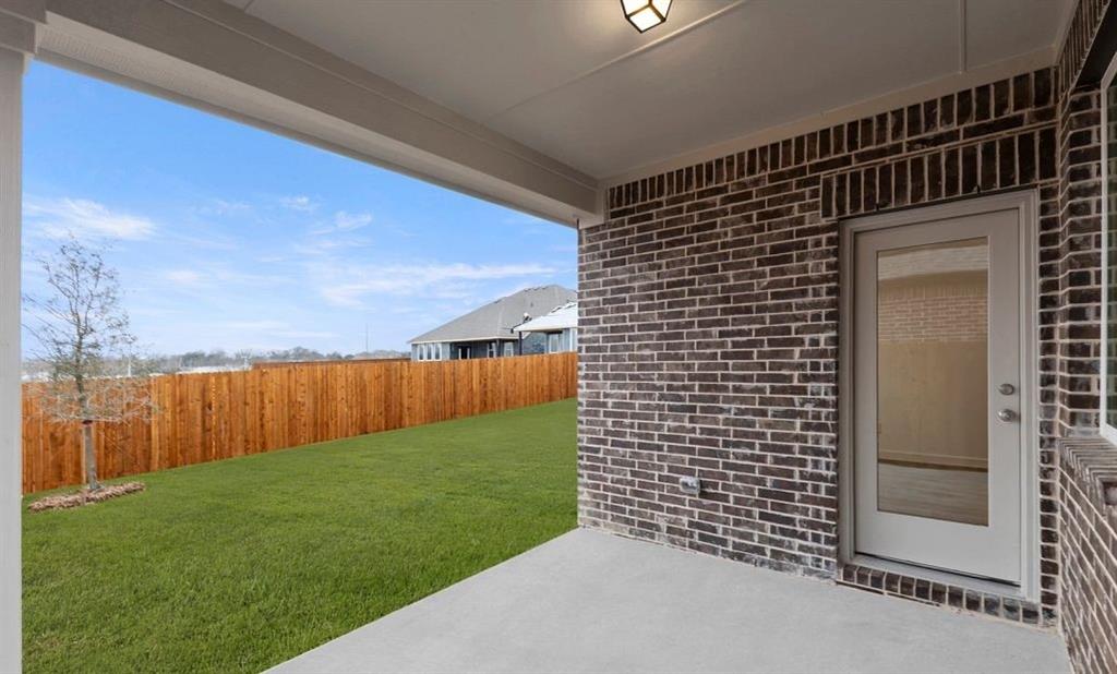 1005 Colgate Circle Princeton, TX 75407 - Photo 7 of 40 a view of backyard