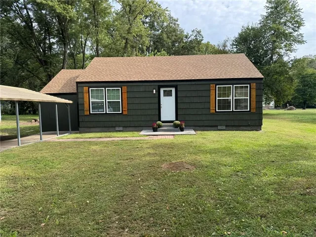 $115,000 | 509 Waverly Way, Coffeyville, KS 67337