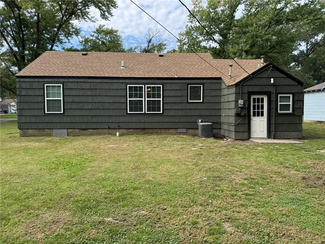 $115,000 | 509 Waverly Way, Coffeyville, KS 67337