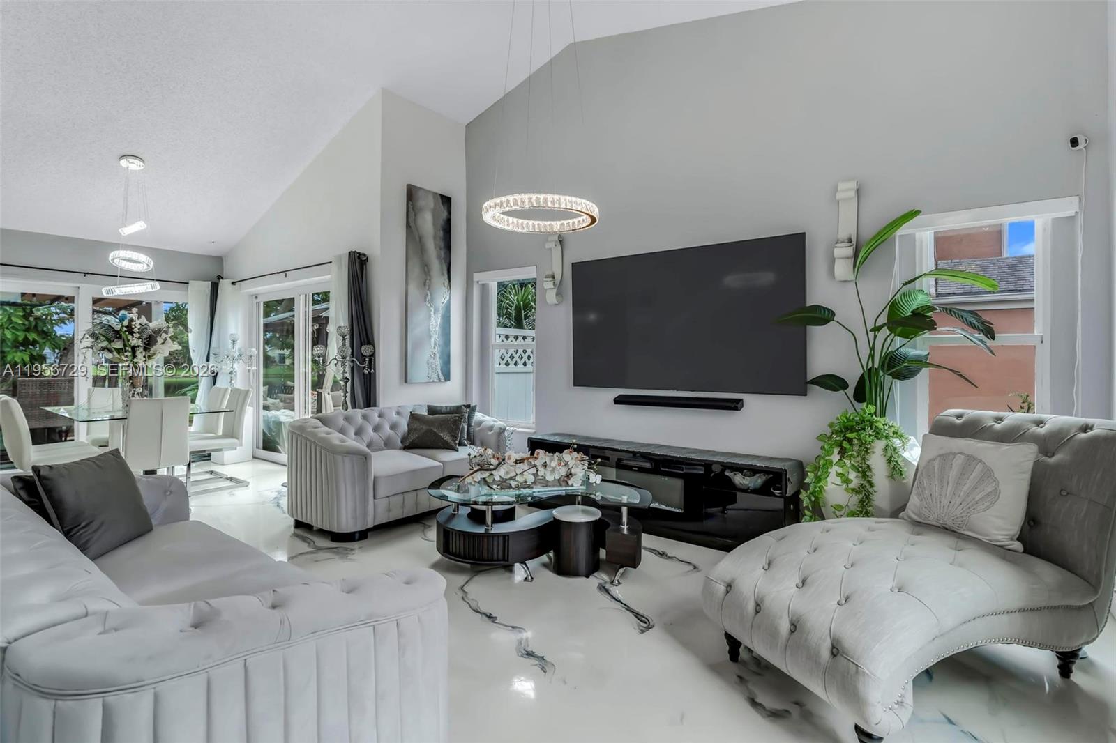 3431 Java Plum Avenue Miramar, FL 33025 - Photo 5 of 25