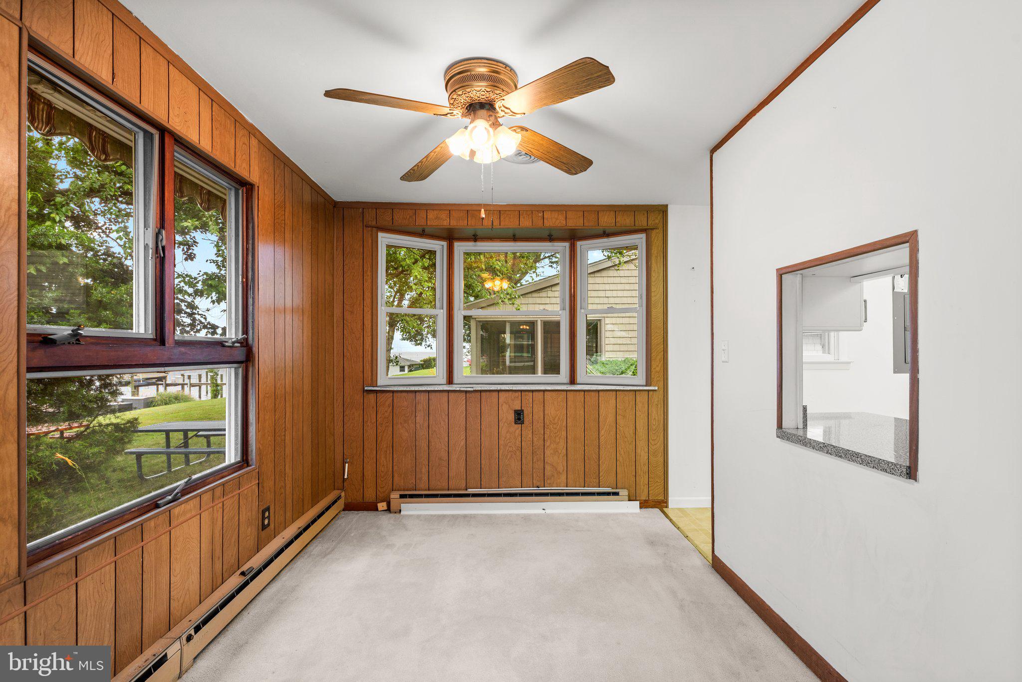 802 Kentmorr Road Stevensville, MD 21666 - Photo 19 of 62 Breakfast Nook w/ceiling fan/kitchen pass through
