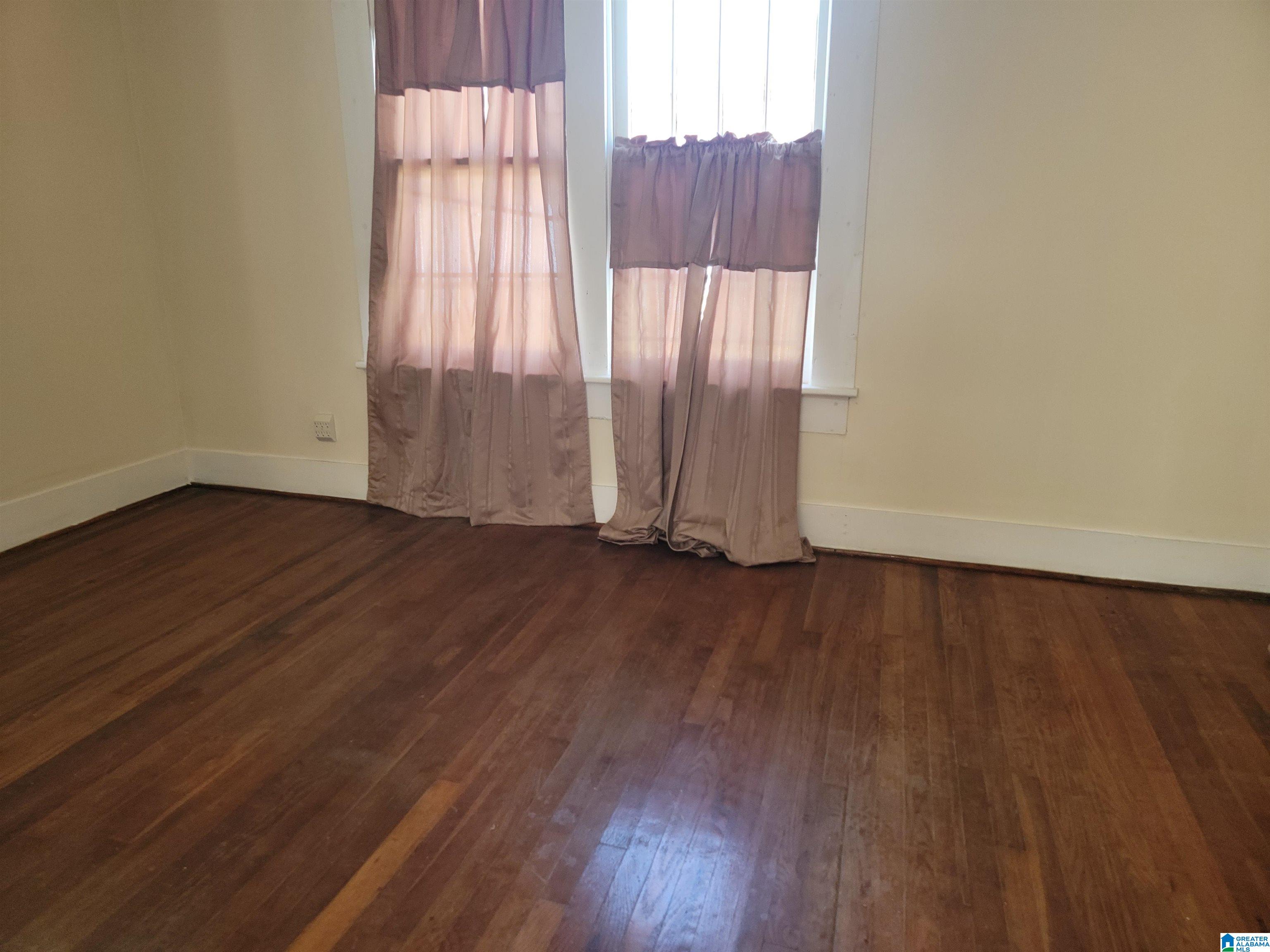 1304 Avenue R Birmingham, AL 35218 - Photo 12 of 37