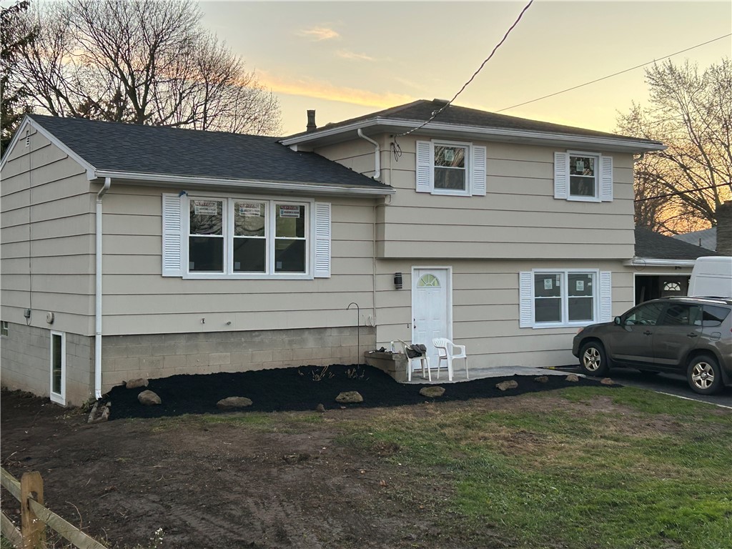2525 Lyell Road Gates, NY 14606 - Photo 1 of 36