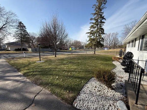 $324,000 | 4654 Boone Avenue North, New Hope, MN 55428