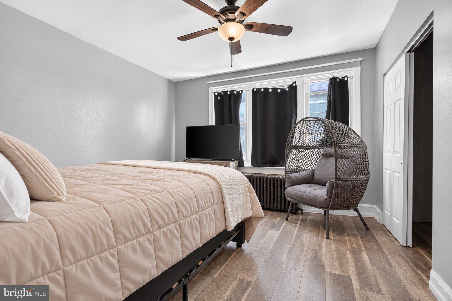 3309 Reed Street Philadelphia, PA 19146 - Photo 16 of 19 Photo is virtually enhanced.