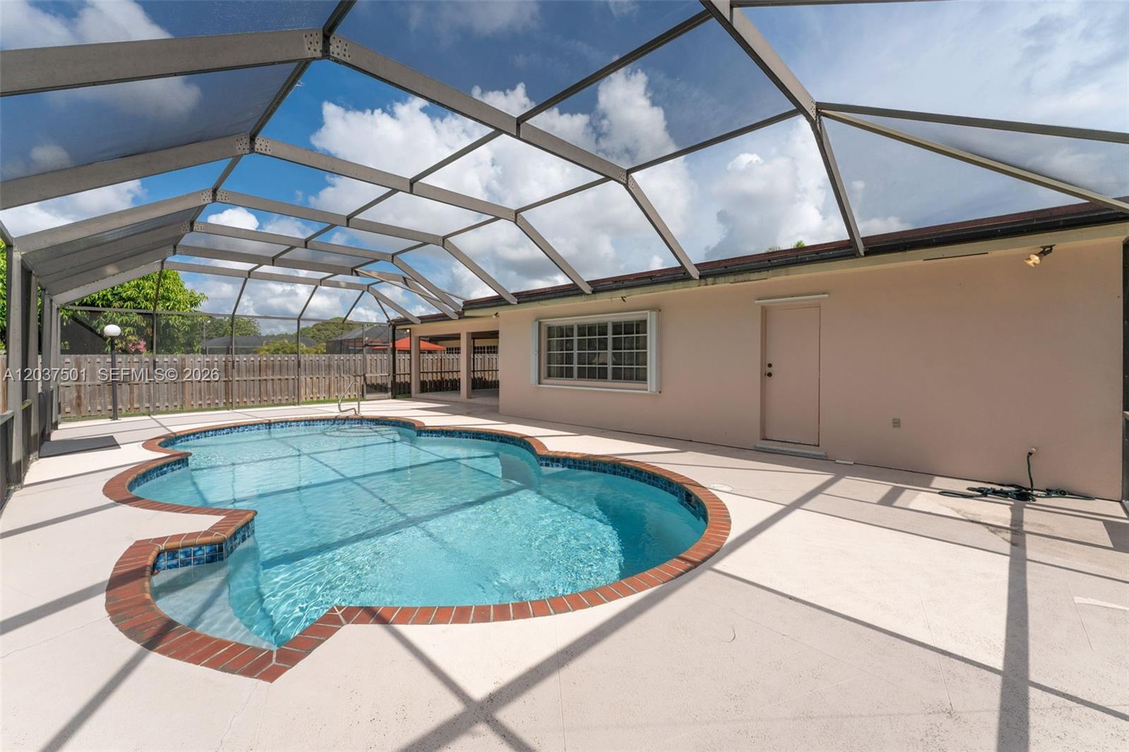 10842 Southwest 33rd Street Miami, FL 33165 - Photo 26 of 44