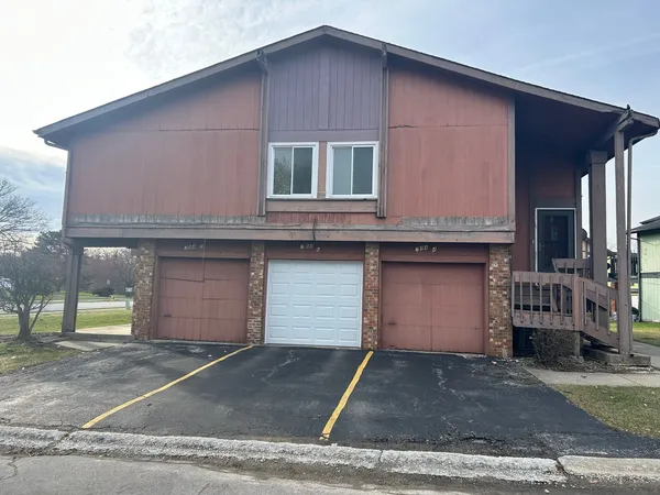 $34,900 | 784 Delmar Court, Unit 5, University Park, IL 60484