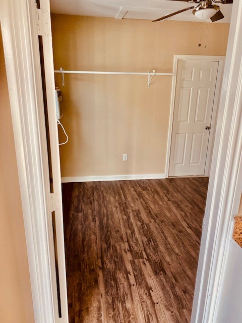 7409 Avenue L, Unit C Houston, TX 77011 - Photo 10 of 11 a view of walk in closet